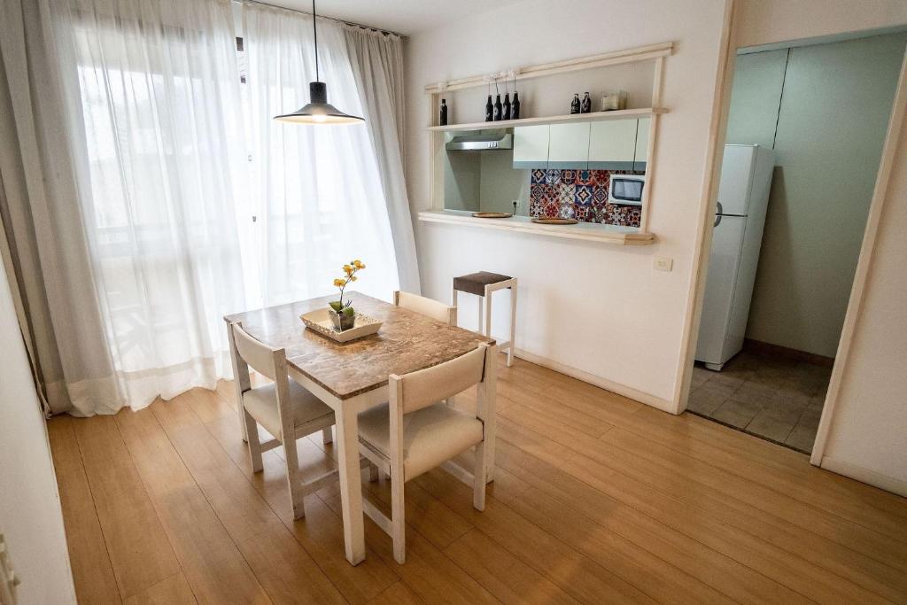 Mc Flats Monsieur Le Blond room 5