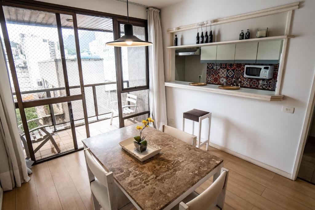 Mc Flats Monsieur Le Blond room 6